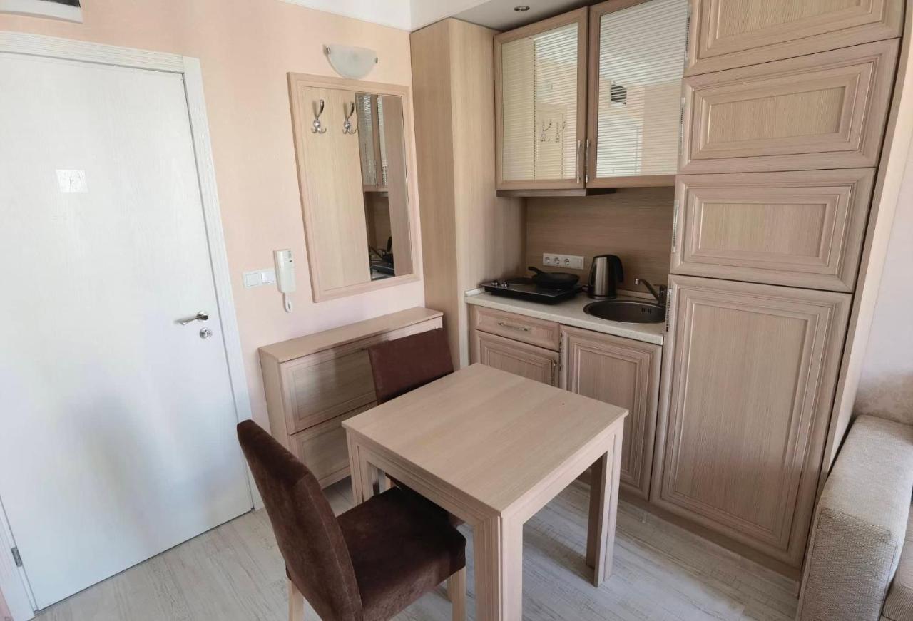 Harmony Suitеs Apartment Солнечный берег Экстерьер фото